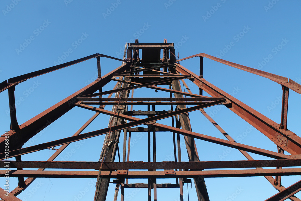 Torre de mina abandonada I Minas de São Domingos 
