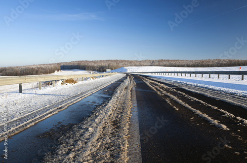 winter road   snow