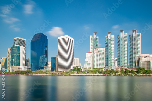 Modern city view of Bangkok, Thailand. Cityscape © ake1150