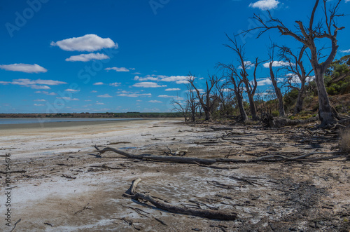 Outback South Australia , Yacto Lagoon dries up in the searing Summer temperatures © sean heatley