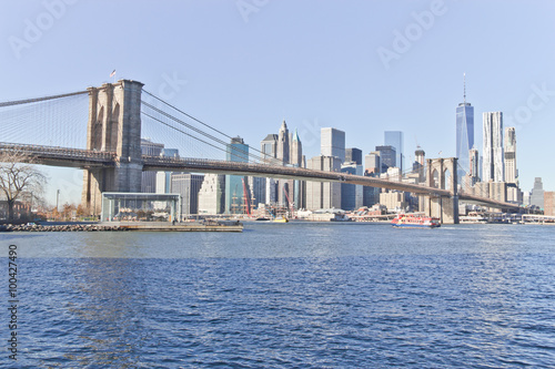 Brooklyn Bridge at New York © lisandrotrarbach