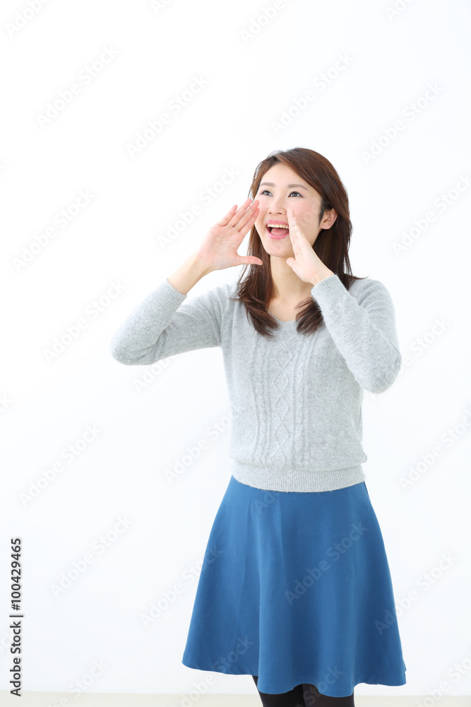 応援・若い女性 応援・若い女性