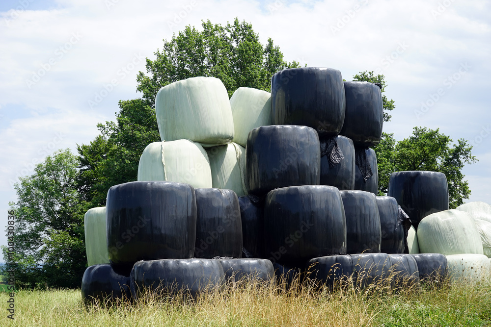 Haystacks Haystacks
