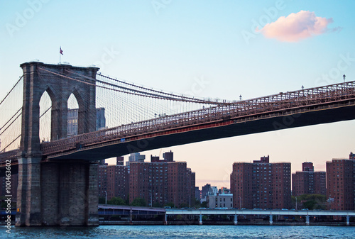 Il ponte di Brooklyn, New York, skyline, grattacieli