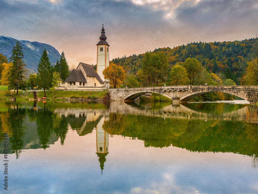 Fototapeta premium St John church the Bohinj lake, Julian Alps