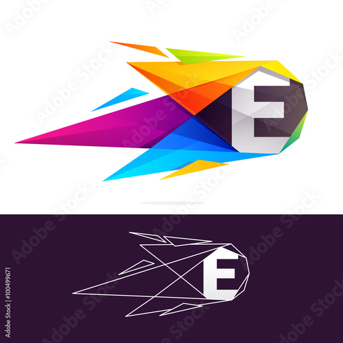 E letter logo with polygonal comet.