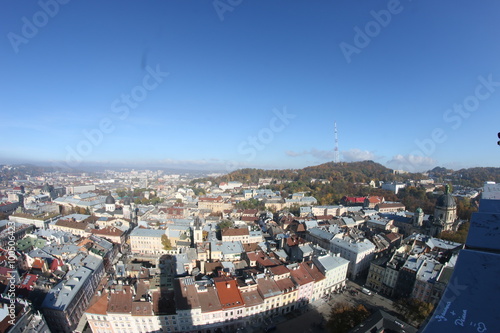 Blick   ber Lviv Luftaufnahme vom Rathaus