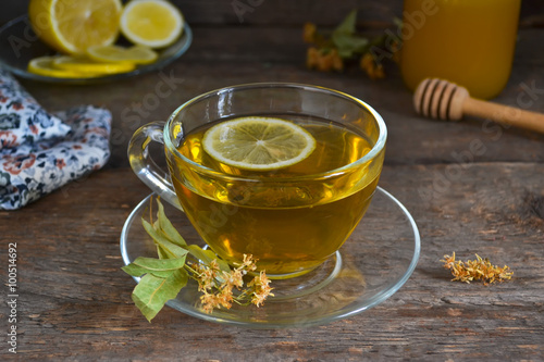 Linden tea with lemon and honey 