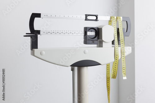 Medical weight scale and measuring tape