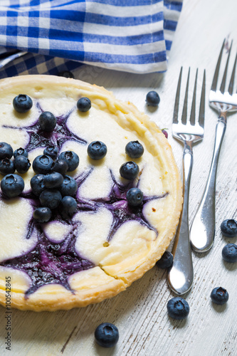 Cheesecake with fresh blueberries