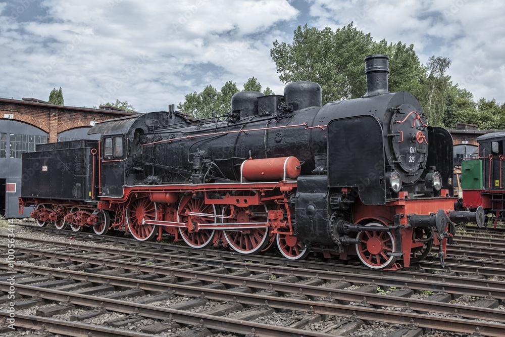 The old steam locomotive