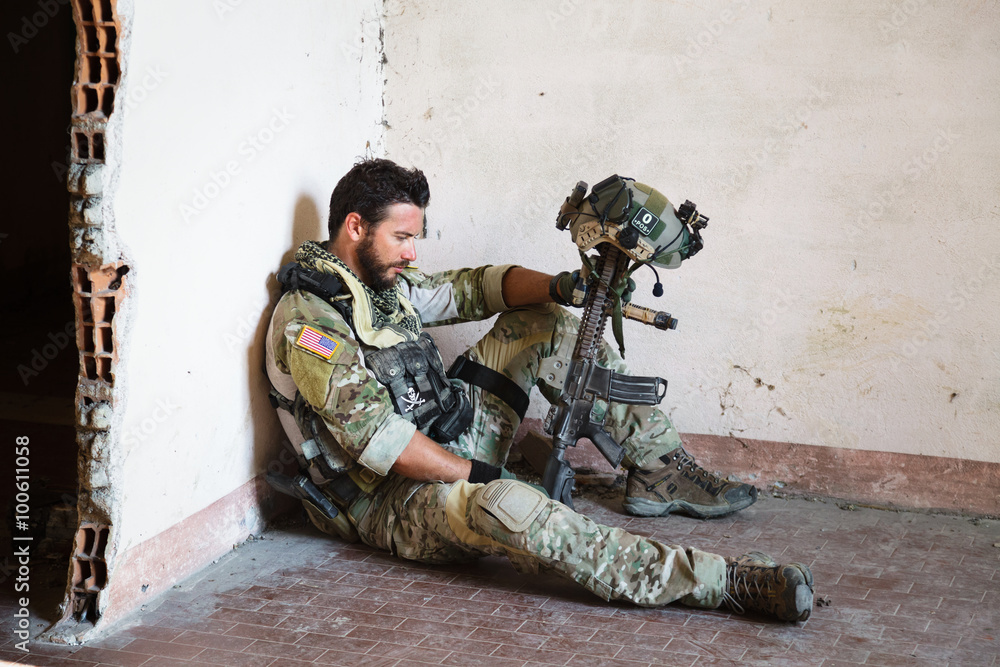 Fototapeta premium Pensive American Soldier