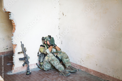 Fotografie Shocked American Soldier
