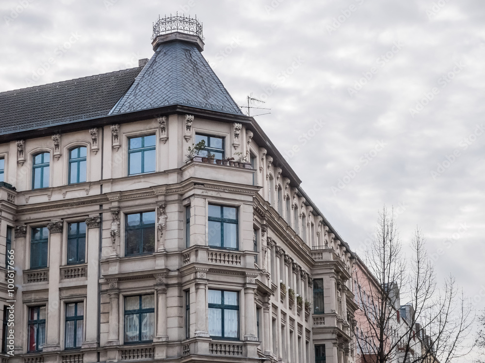 Fototapeta premium Luxury apartment building corner