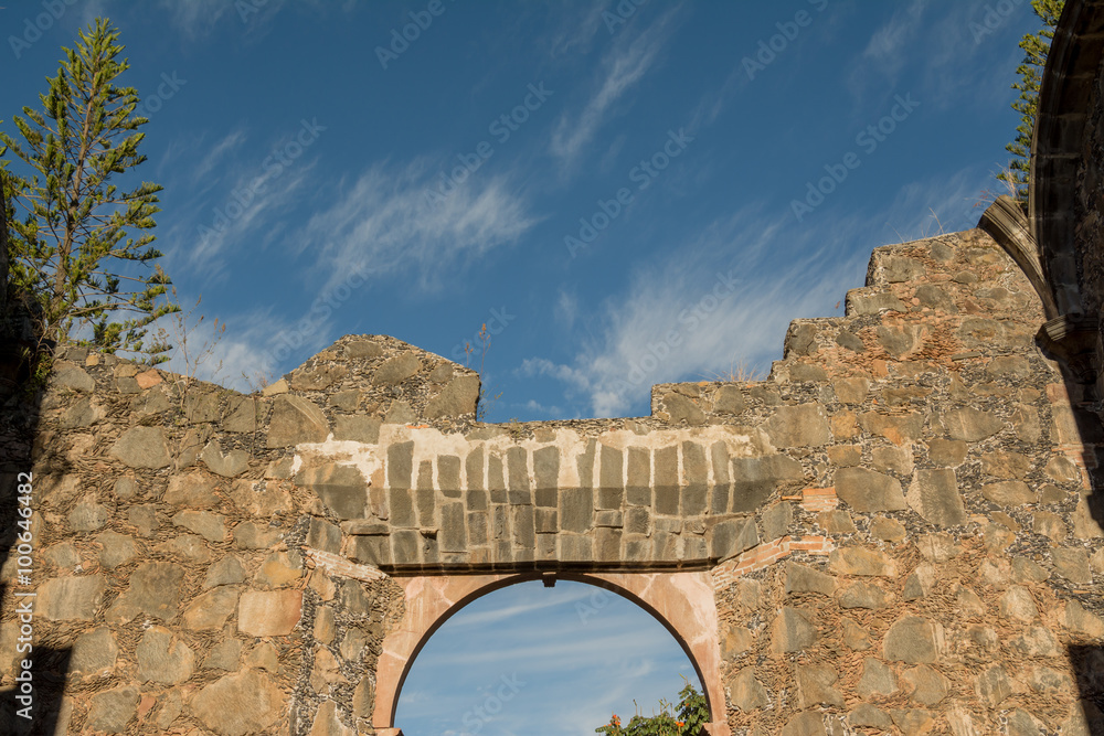 Muro de piedras en la del templo de la Preciosa Sangre Mascota Jalisco.