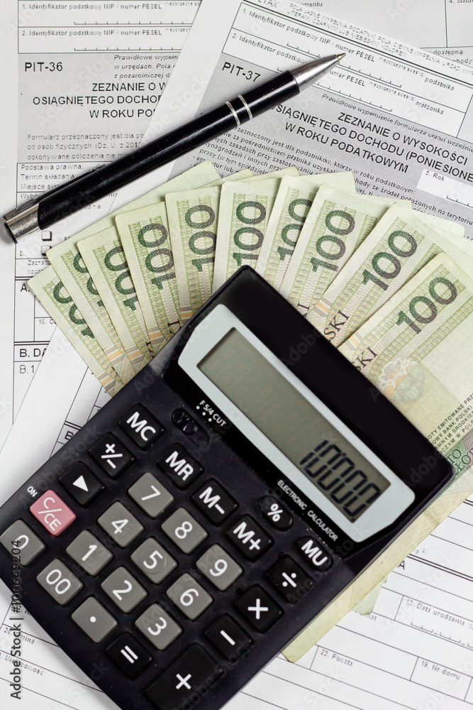 Polish tax forms, PIT-36 and PIT-37. Polish tax forms, PIT-36 and PIT-37.