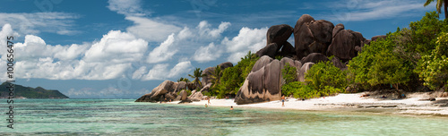 Ance Source D'Argent beach, La Digue island photo