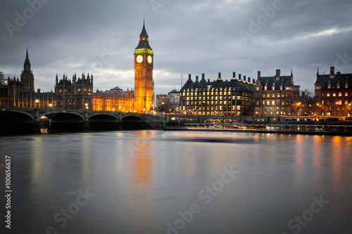 Big Ben Clock Tower and Parliament house at city of westminster,