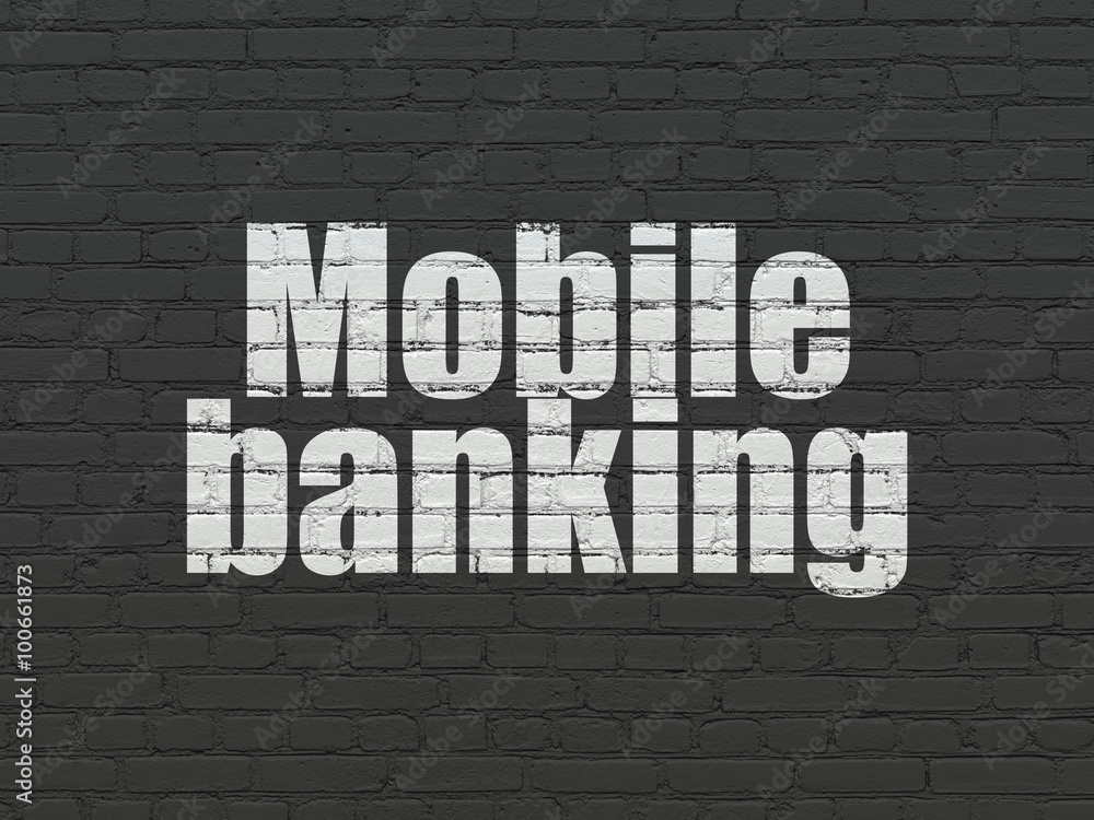 Plakat Koncepcja pieniądza: bankowość mobilna na tle ściany