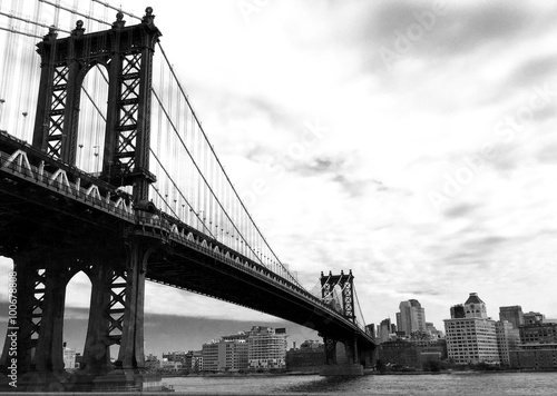manhattan bridge and the city in black and white style