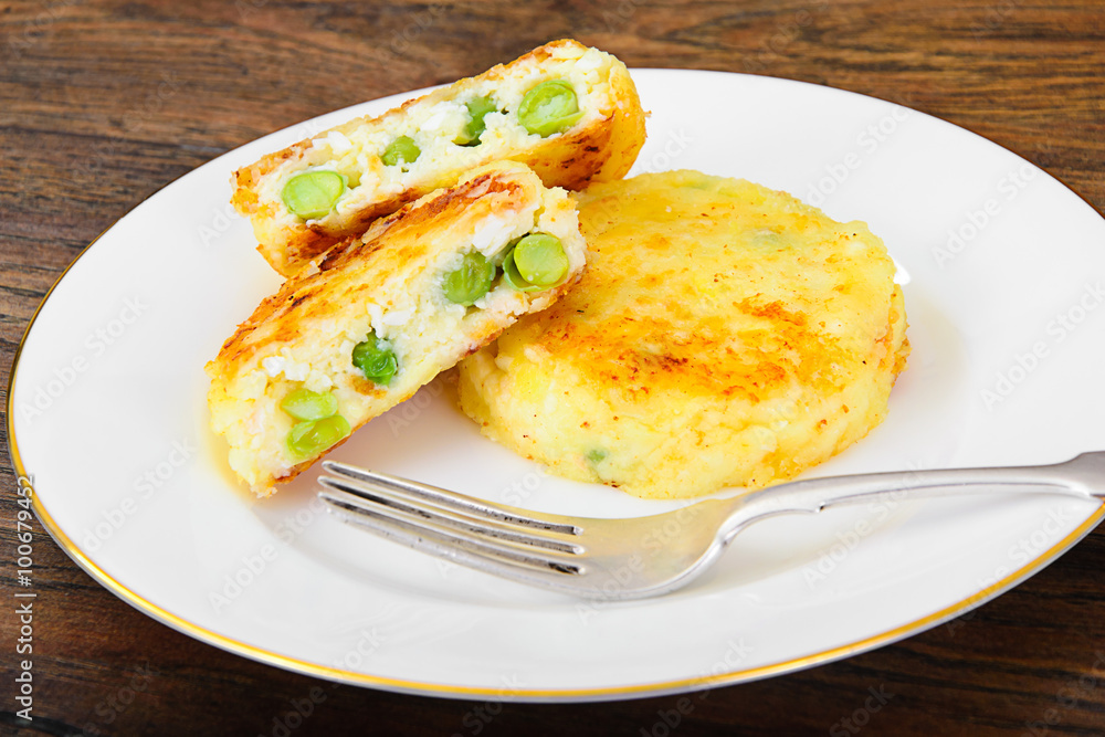 Cheesecake with Green Peas and Eggs Cheesecake with Green Peas and Eggs