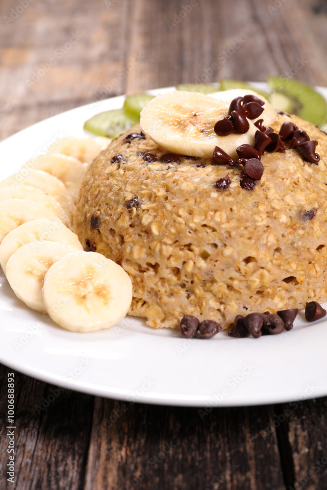 oat cake with banana and chocolate oat cake with banana and chocolate