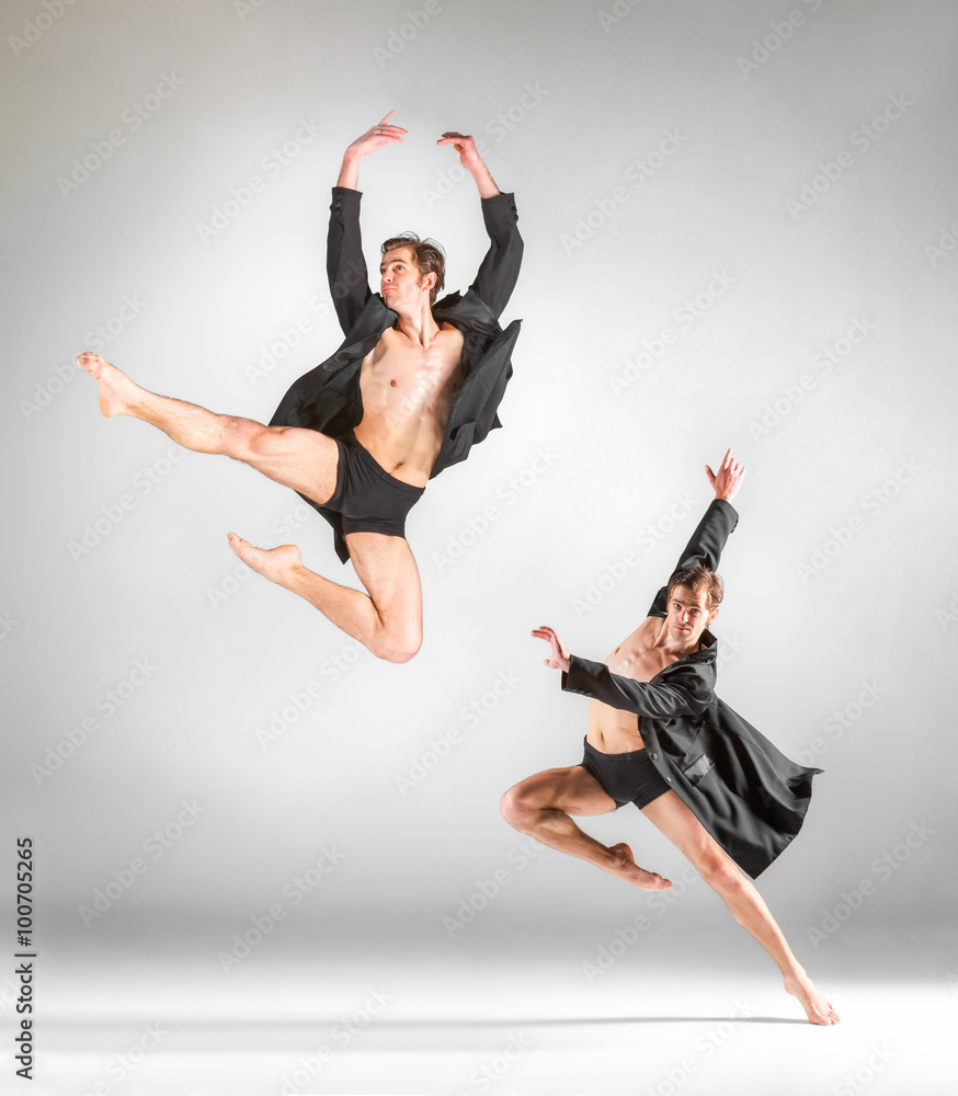 Fototapeta premium Kolaż młodej atrakcyjnej nowoczesnej tancerki baletowej