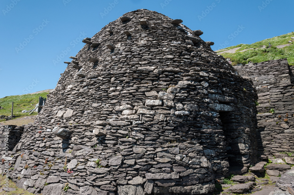 Obraz premium Skellig Michael, UNESCO World Heritage Site, Kerry, Ireland. Star Wars The Force Awakens Scene filmed on this Island. wild atlantic way