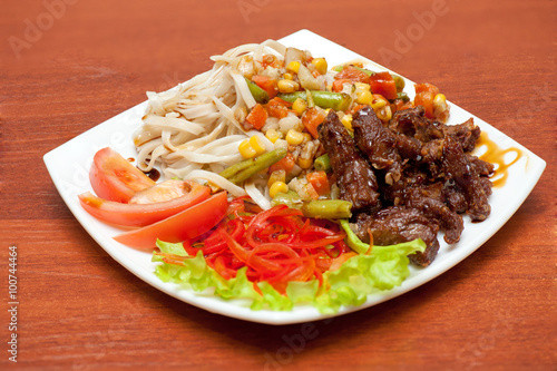 chinese noodles with roaste...