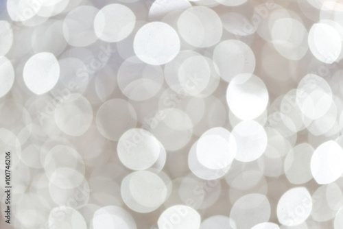 Defocused white lights duri...