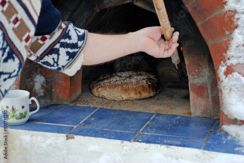  backen im Steinbackofen 