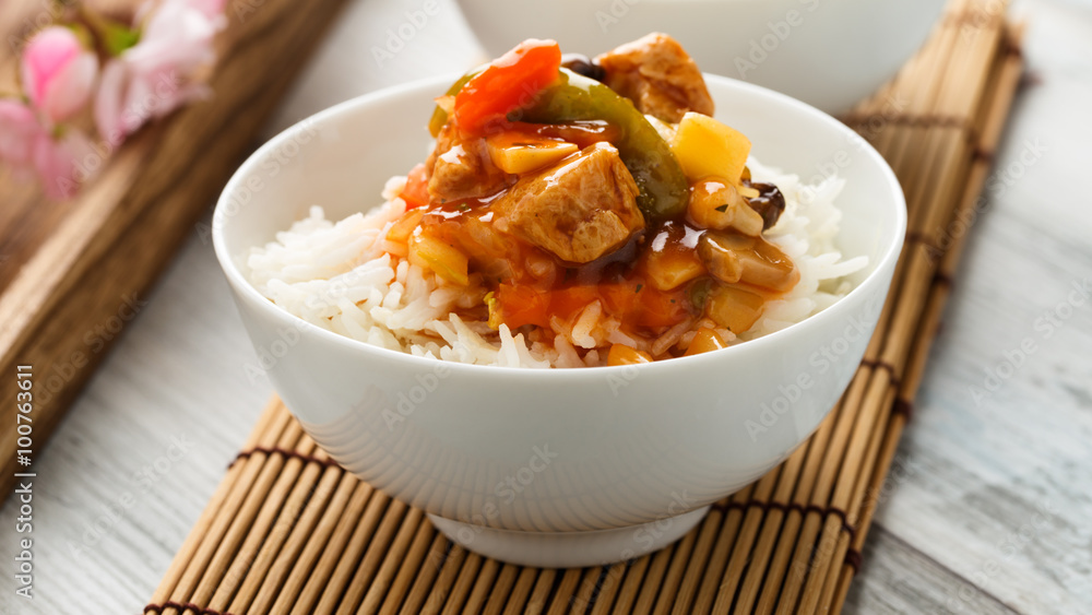Reis mit süß-sauren Gemüse - rice with sweet and sour veggies Reis mit süß-sauren Gemüse - rice with sweet and sour veggies
