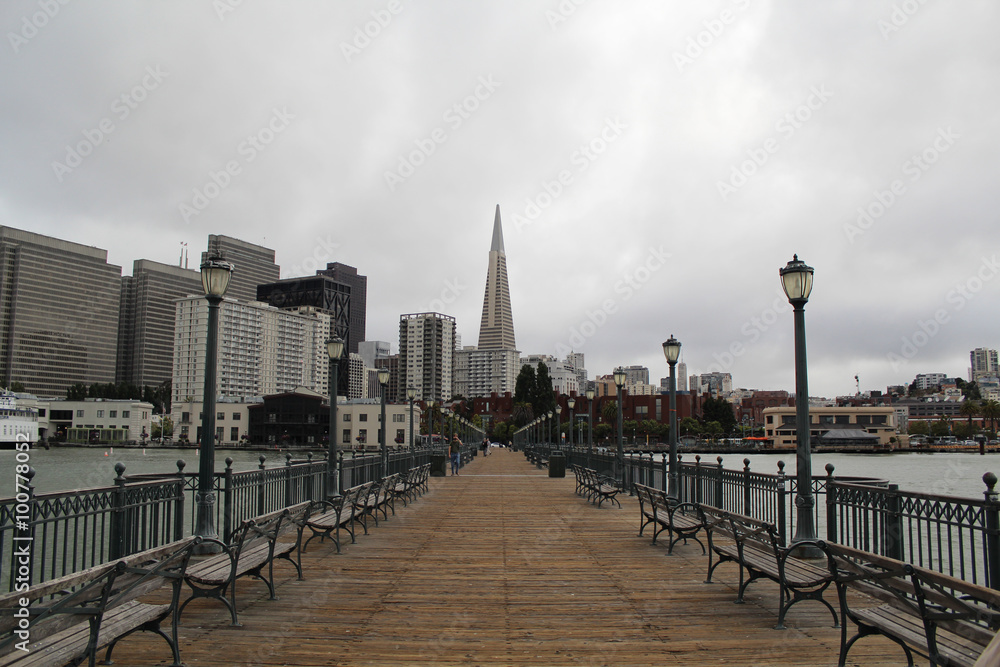 Fototapeta premium A Cloudy Day In San Francisco