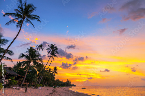 Fototapeta Naklejka Na Ścianę i Meble -  Perfect sunset on  Bang Po beach . Samui Island. Thailand.