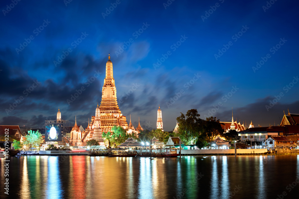 Naklejka premium Wat Arun