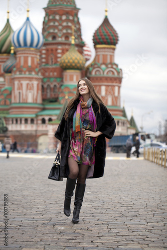 Photography Young woman in a mink coat on the Red Square in Moscow
