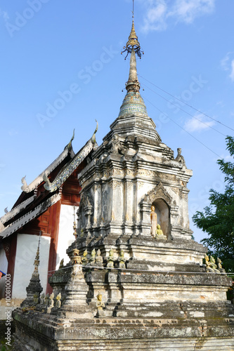Wat Thao Kham Wang, Hangdong district, Thailand © 88studio