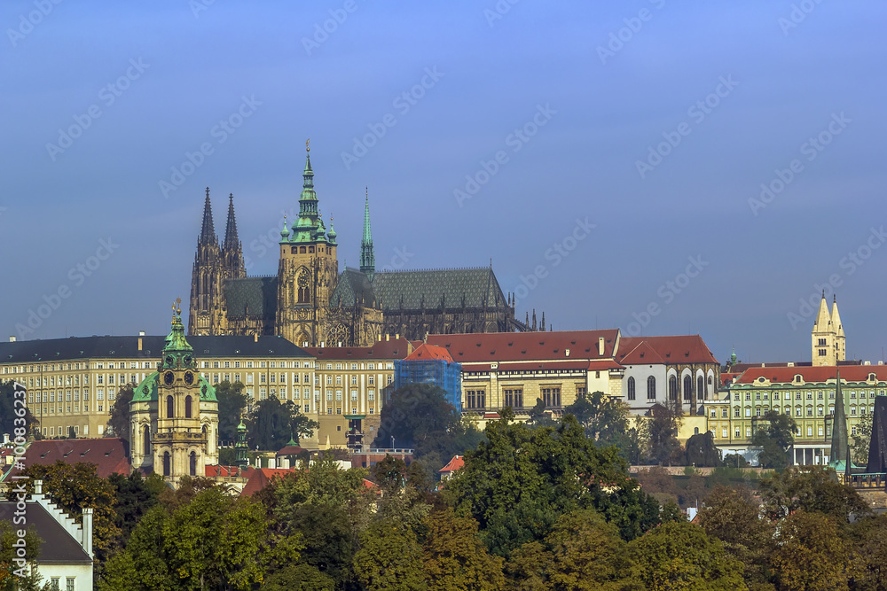 Fototapeta premium view of Prague castle