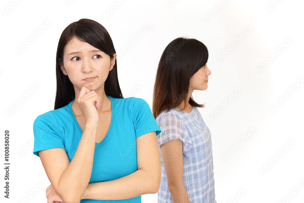 仲の悪い二人の女性 仲の悪い二人の女性