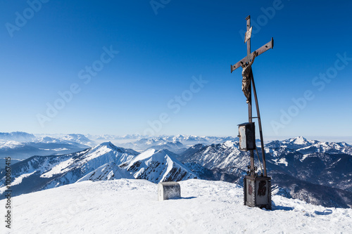 Gipfelkreuz im Winter photo