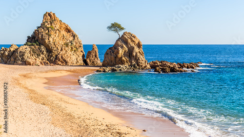 Fototapeta Naklejka Na Ścianę i Meble -  Mar Menuda Beach in Tossa de Mar, Costa Brava, Catalonia