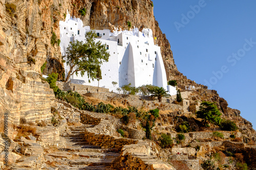 Tableau sur toile Detail view of Panagia Hozovitissa monastery on Amorgos island,