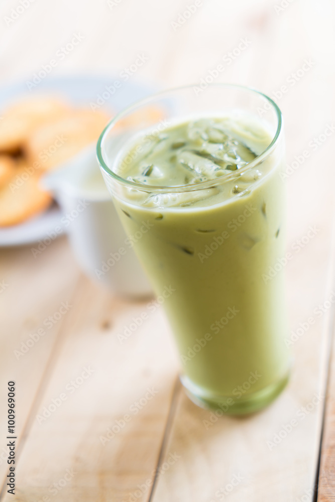 iced matcha latte iced matcha latte