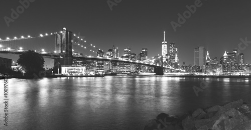 Black and white picture of New York at night. © MaciejBledowski