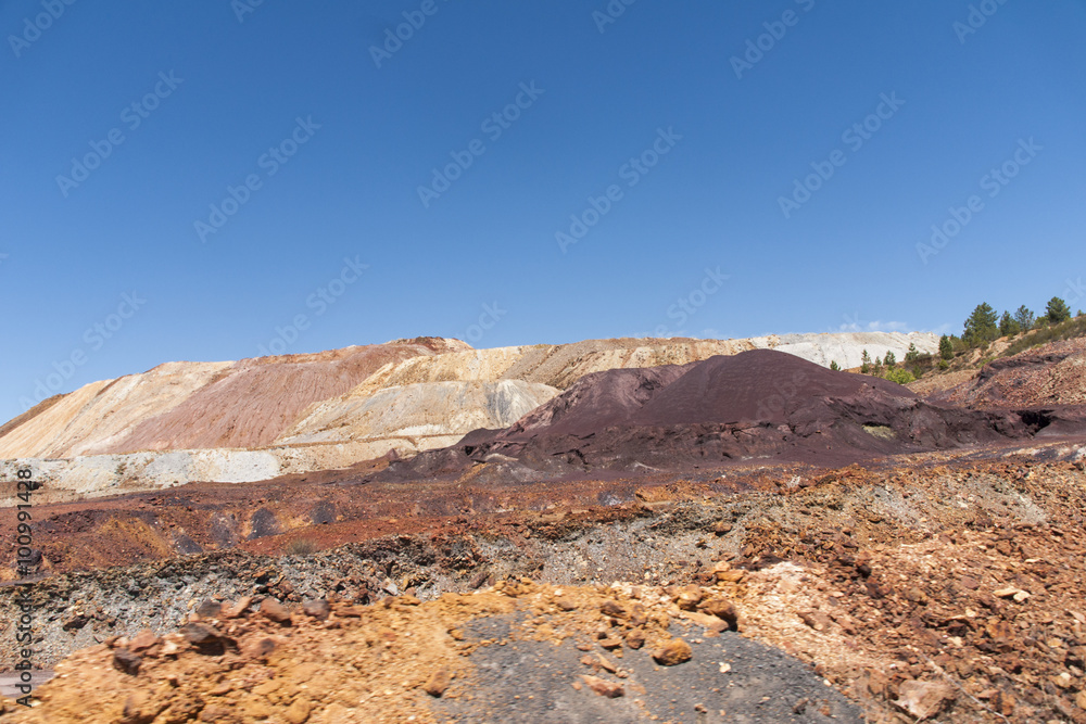 paisajes del enclave minero de Río tinto en la provincia de Huelva, Andalucía