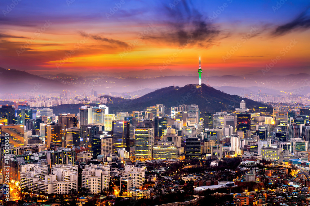 Fotografie, Obraz View of downtown cityscape and Seoul tower in Seoul, South Korea