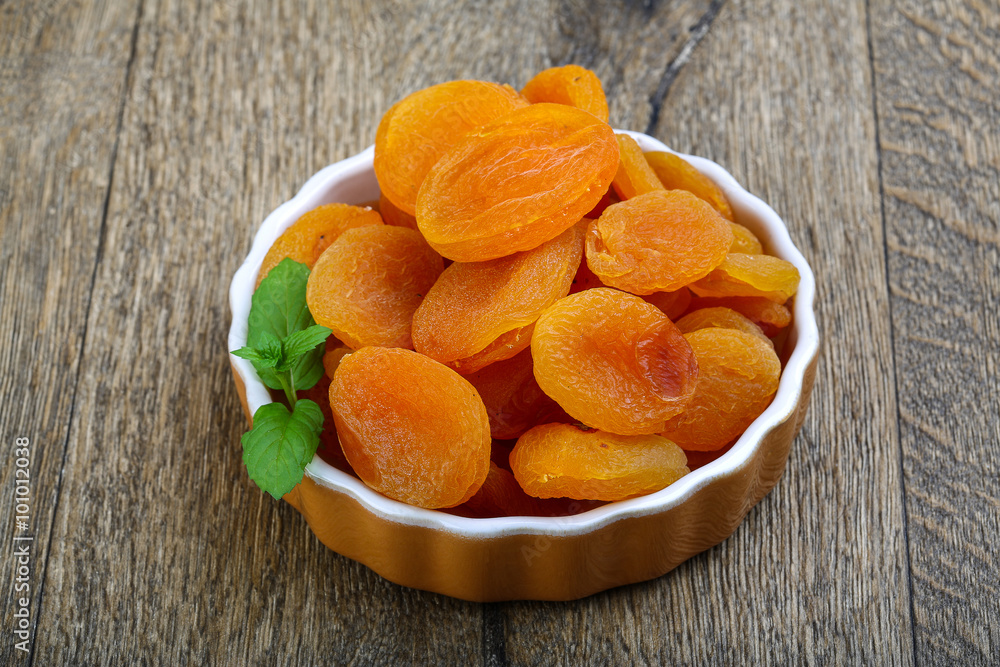 Dried apricots