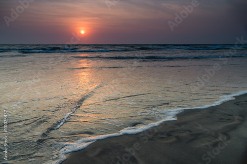 Закат на пляже/ Закат на пляже Индийского океана