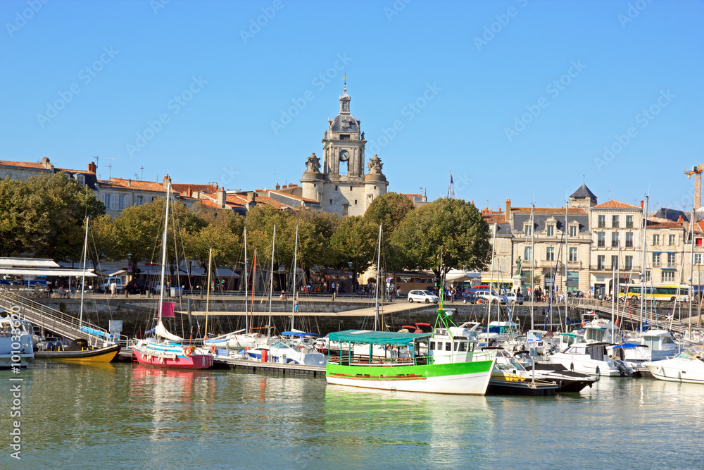 La Grosse horloge de La Rochelle, vue de la mer (Charente Maritime France)