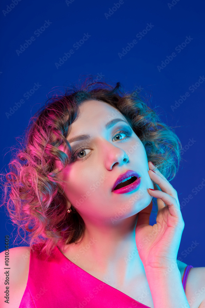 Photo of girl in studio with mixed light